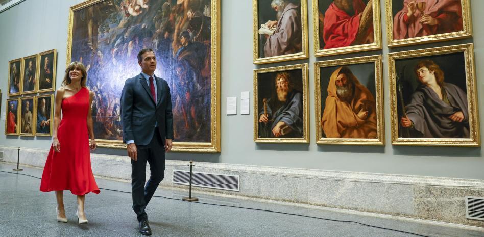 La cena en el Museo del Prado, un "empeño" de Sánchez con una performance y menú 'Michelin'