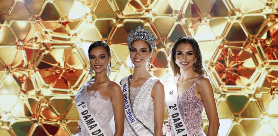 Cánones de belleza: todas las caras iguales