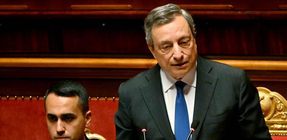 Draghi condiciona su permanencia a que los partidos italianos acepten su programa