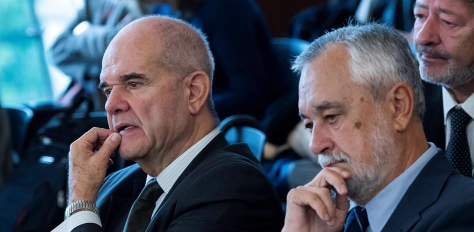 El Supremo confirma las condenas por los ERE de los expresidentes andaluces Chaves y Griñán