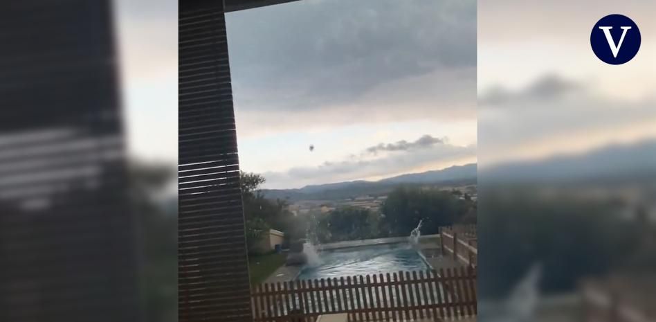 Pedrisco de medio kilo a 100 km/h en la peor granizada en Catalunya desde 1986