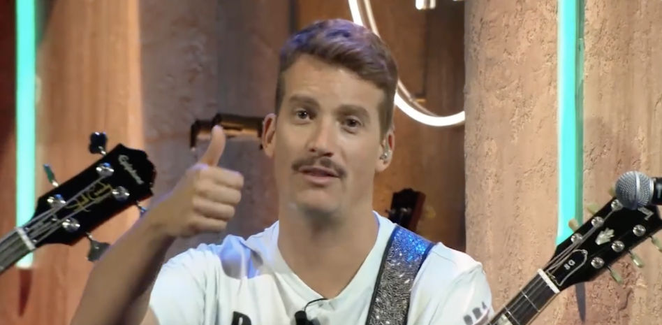 Grison desvela en ‘La Resistencia’ el engaño de sus retoques estéticos: “¡Que os den!”