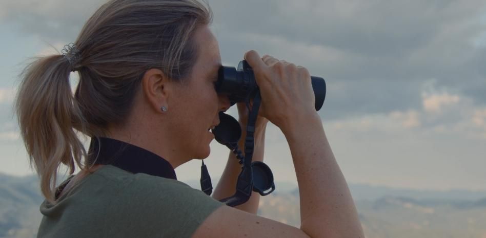 Odile Rodríguez descubre el proyecto que protege el gran búho real en Catalunya