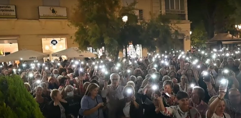 Granada despide a Spiriman, su "héroe" de la sanidad pública