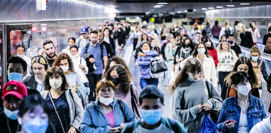 El transporte público en Barcelona, al borde del colapso