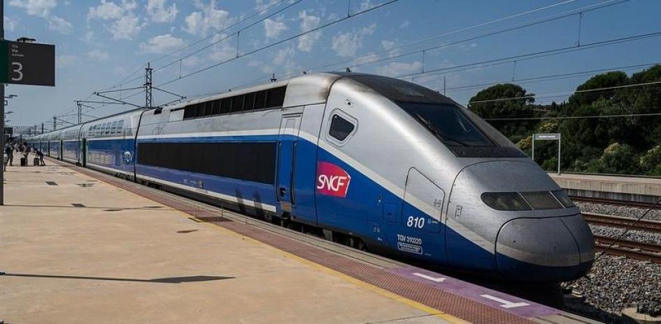 Francia solo da permiso a sus trenes para unir Barcelona con París