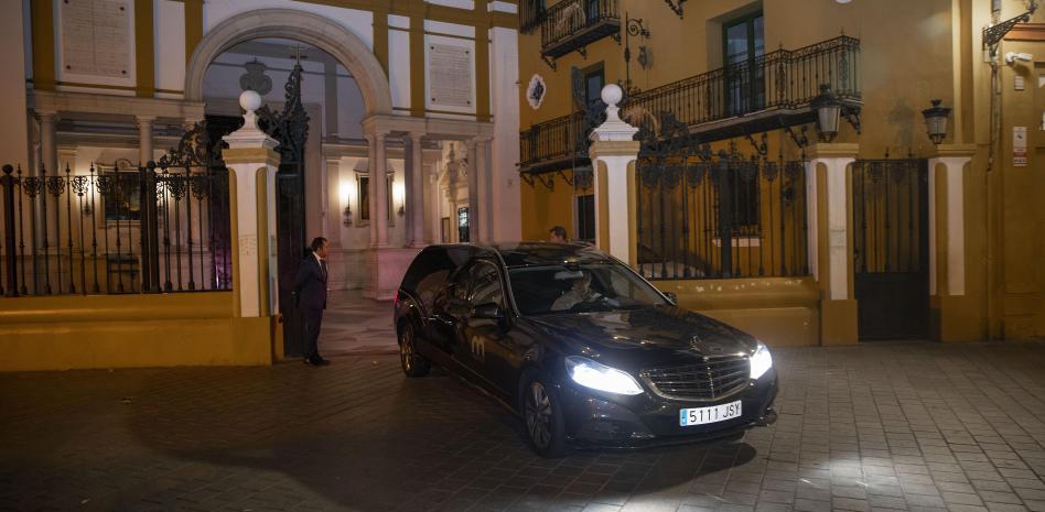 La Macarena exhuma de la basílica sevillana los restos del general franquista Queipo de Llano