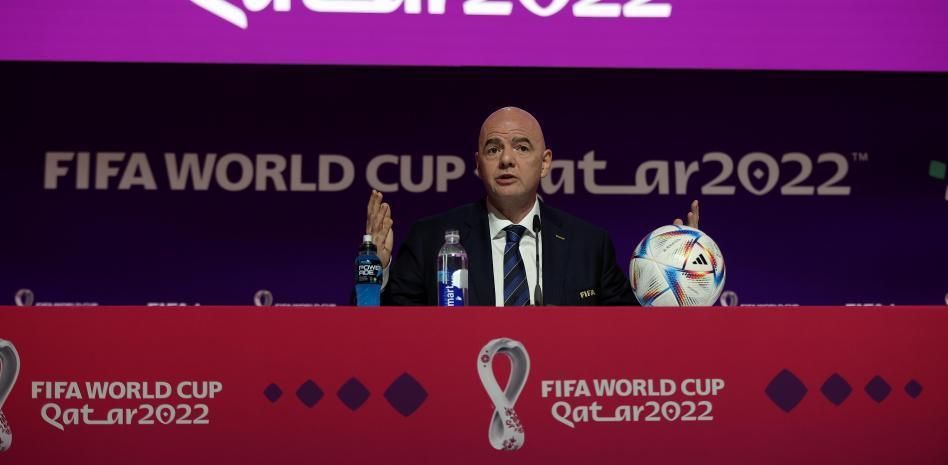 Infantino: "Hoy me siento qatarí, árabe, africano, gay, discapacitado, trabajador inmigrante..."