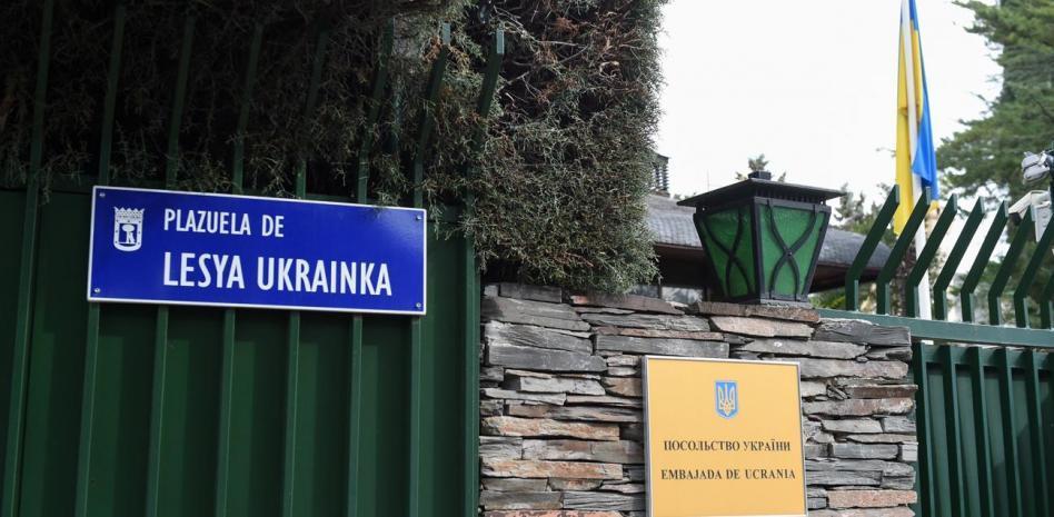 El sobre que ha llegado a la embajada de Ucrania contenía un explosivo casero