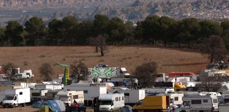 Una fiesta rave ilegal concentra a un millar de personas desde el día 30 en Granada