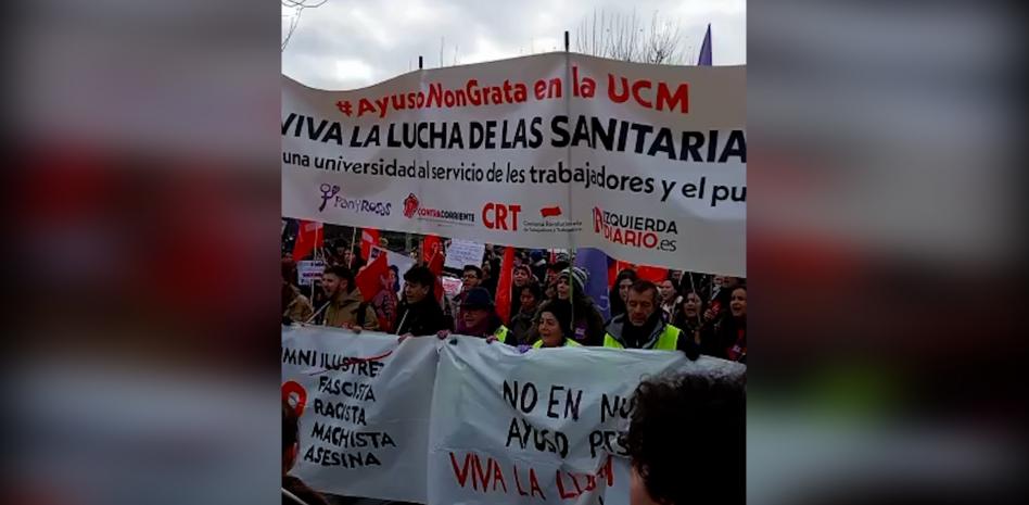 Ayuso, una "alumna ilustre", pero 'non grata', en la Complutense