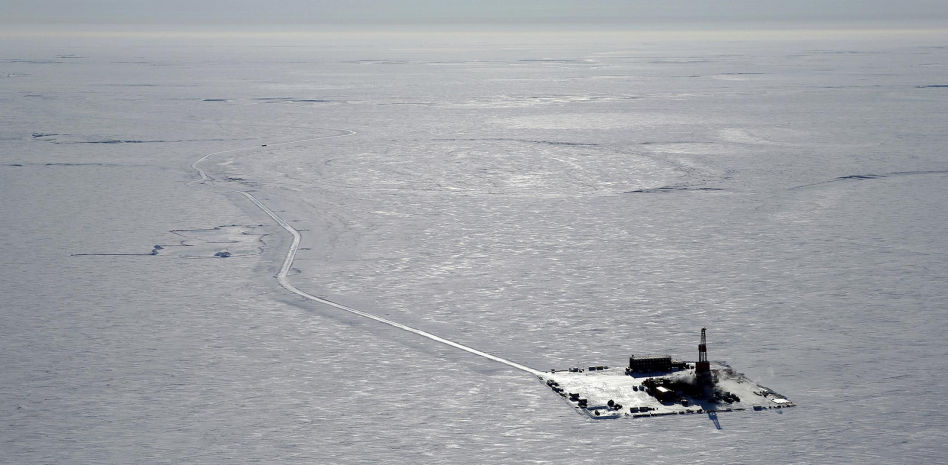 Biden se desdice de su promesa y autoriza sacar petróleo en Alaska
