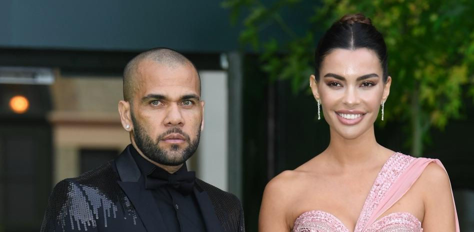 El dardo de Joana Sanz a Dani Alves: "Ahora tengo miedo de tener a la gente equivocada a mi lado"