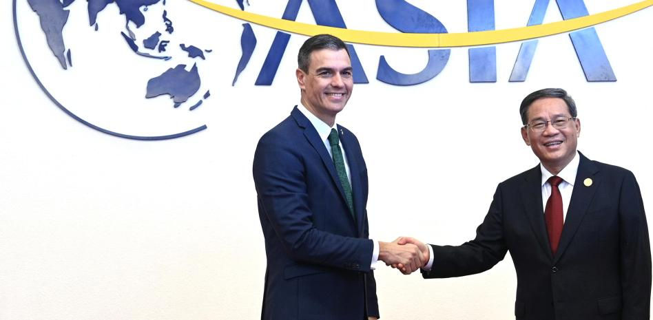 Sánchez clama en China por la paz en Ucrania y denuncia la “brutal e ilegal” agresión de Rusia