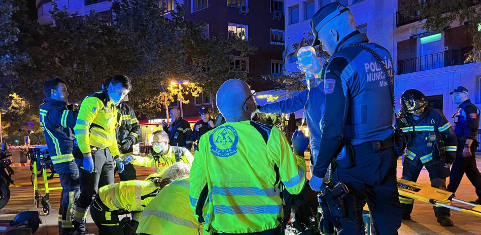 Dos muertos y una decena de heridos en un incendio en un restaurante de Madrid