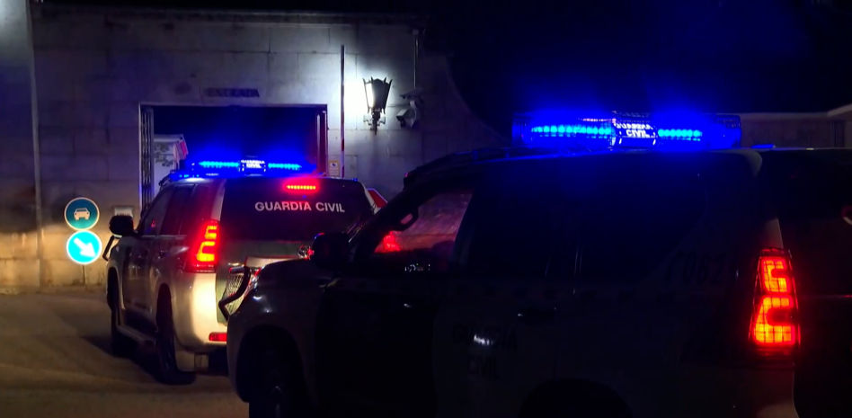 Los restos de Primo de Rivera salen del Valle de los Caídos