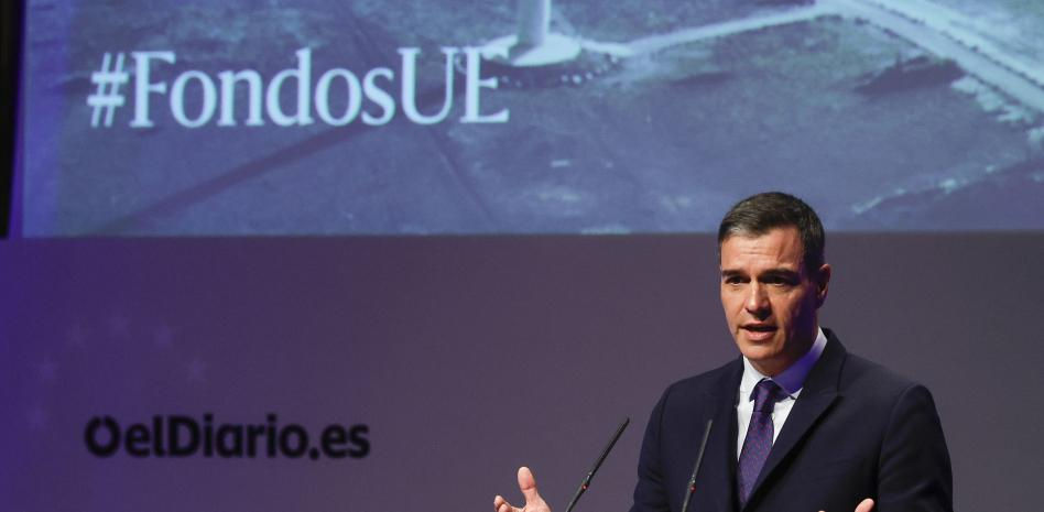 Sánchez reta a Feijóo a mantener un cara a cara cada semana en televisión hasta las elecciones