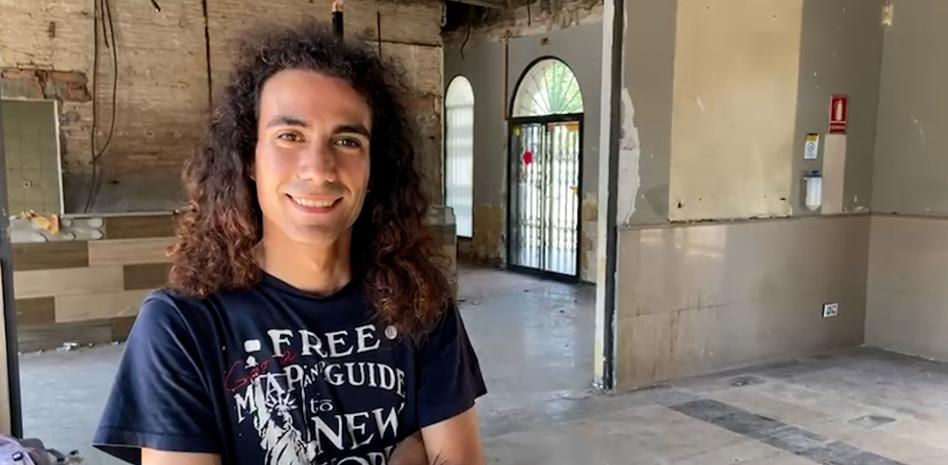 Un okupa se encierra en la estación de tren de Sant Feliu y paraliza su demolición