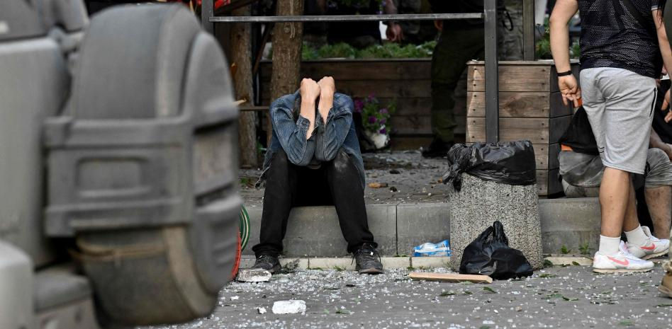Al menos once muertos en un ataque ruso con misiles sobre una pizzería de Kramatorsk