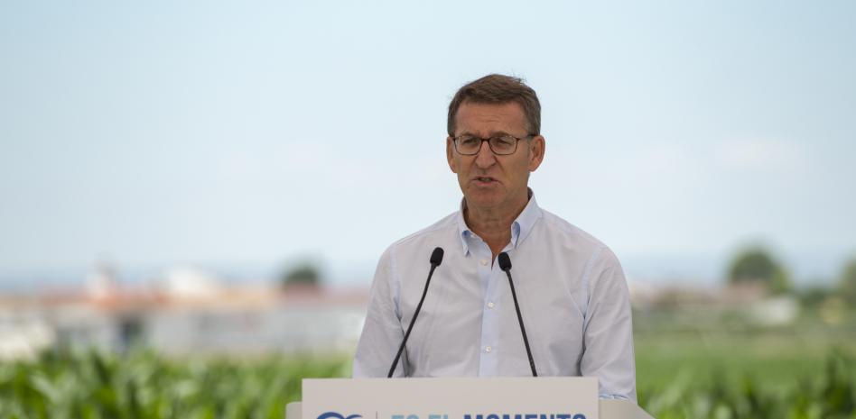 El PP lanza una campaña explotando los orígenes de Feijóo: de Os Peares a líder del PP