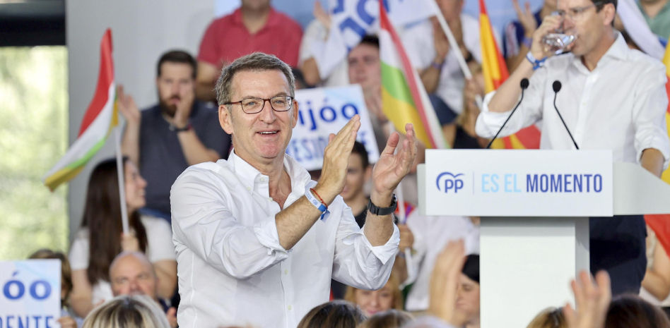 Feijóo confía en el efecto Andalucía para poder gobernar en solitario