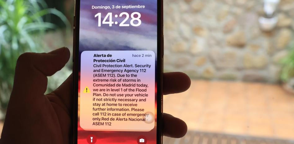 Polémica por la alerta en el móvil de aguaceros en Madrid