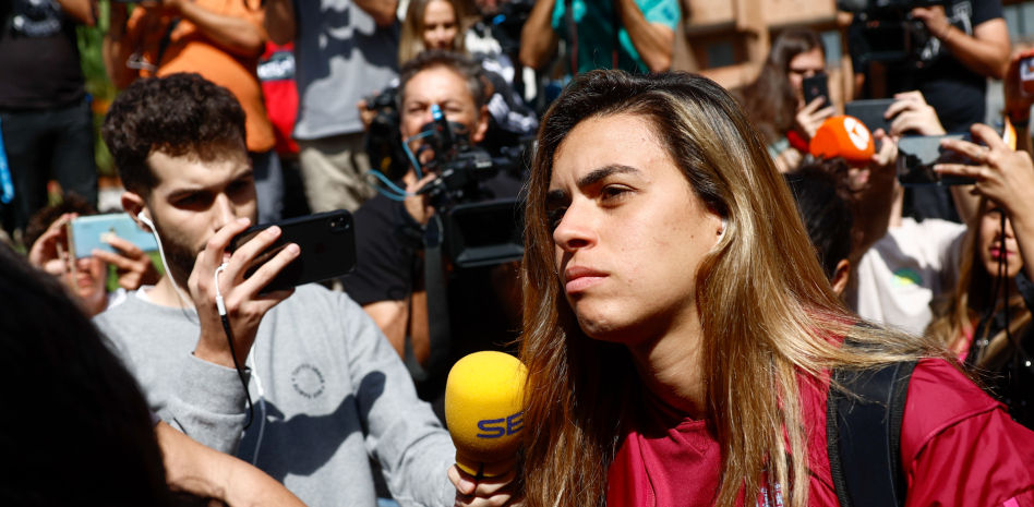Las jugadoras se presentan con la selección por temor a ser sancionadas