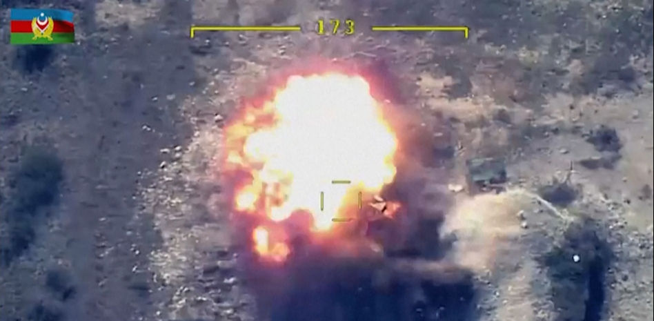 Azerbaiyán difunde imágenes aéreas de ataques a posiciones militares en Nagorno Karabaj