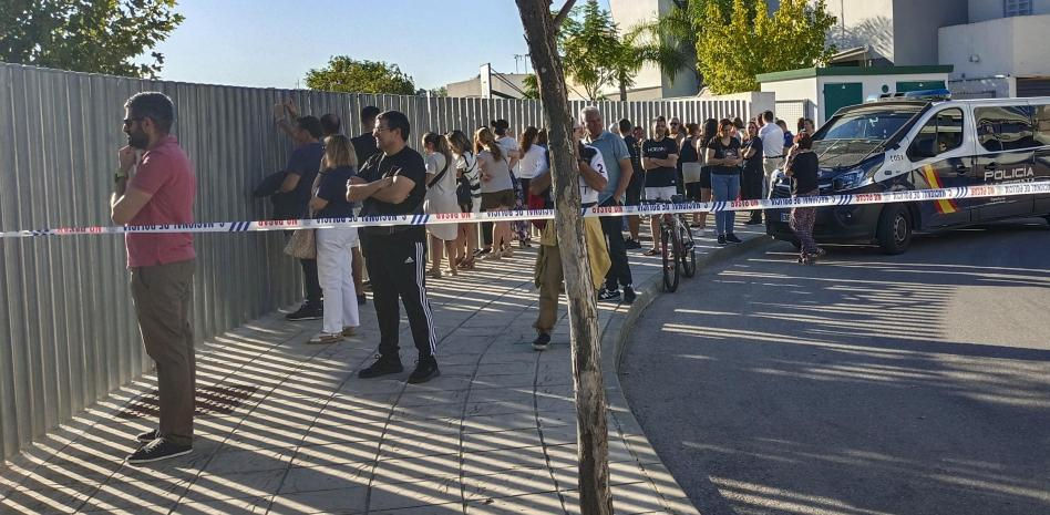 Un menor apuñala a dos compañeros y a tres profesores en un insituto de Jerez de la Frontera
