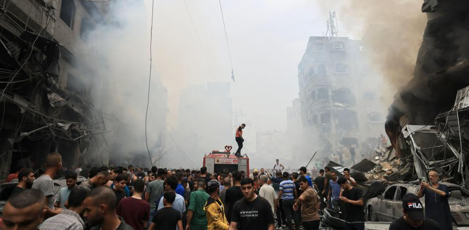 Israel ordena el asedio total de Gaza