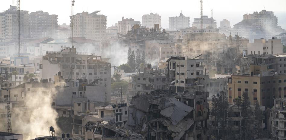 Israel castiga Gaza: el ejército planea partir la franja en dos