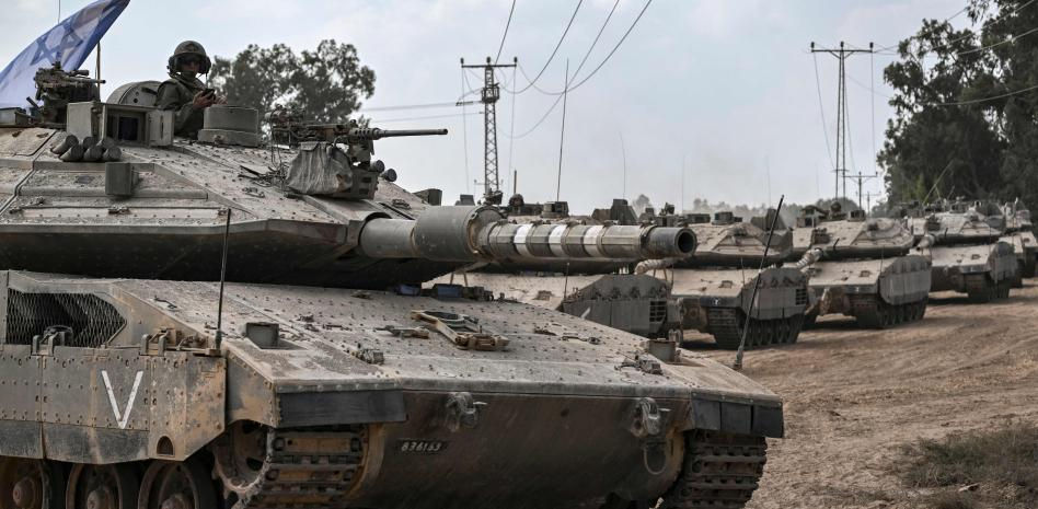 Israel realiza las primeras incursiones en Gaza y recupera cuerpos de rehenes de Hamas