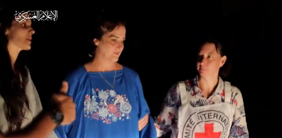 Las imágenes de la liberación de las dos estadounidenses secuestradas por Hamas