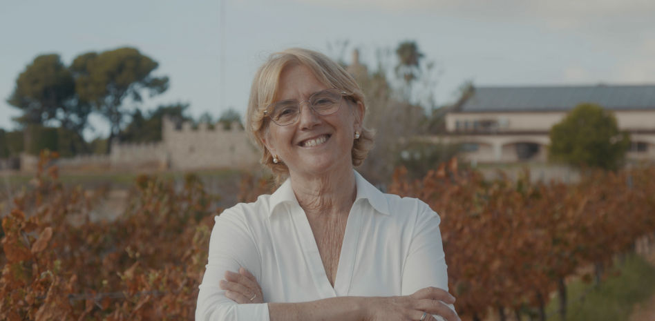 La historia de Marta: de plantar viñedos a 'capturar' el sol para hacer cava