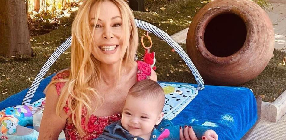 Ana Obregón desvela qué vestido llevará Ana Sandra para su bautizo: "Quiero que cada día sea un homenaje a mi hijo"
