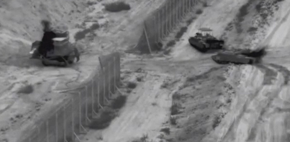 El ejército israelí entra con tanques en Gaza para preparar una invasión terrestre