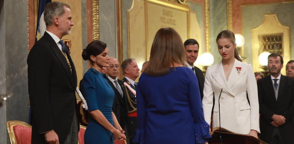 La princesa Leonor jura la Constitución ante las Cortes como heredera de la Corona