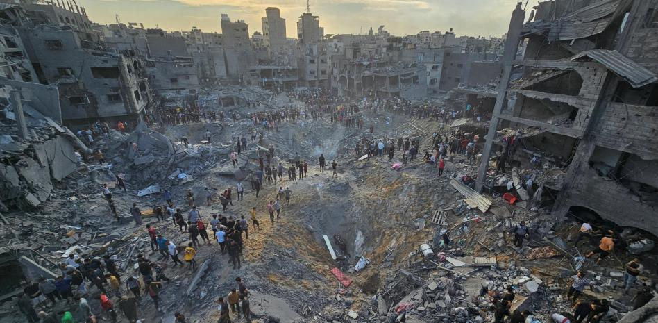 Al menos 145 muertos al bombardear Israel el mayor campo de refugiados de Gaza