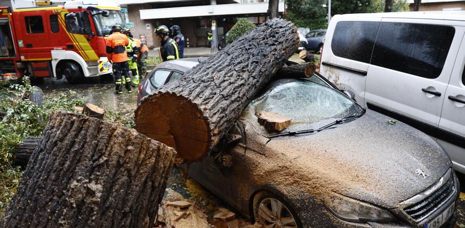 La Aemet lanza un nuevo aviso en plena borrasca Ciarán por la llegada de Domingos