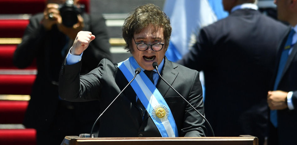 Milei confirma su plan de 'shock' económico para Argentina tras asumir la presidencia