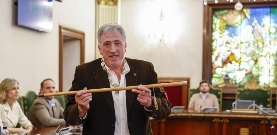 EH Bildu recupera la alcaldía de Pamplona con el apoyo del PSN