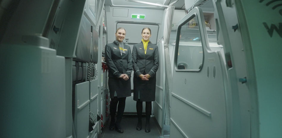 Si no hay tripulante, no hay vuelo: por qué es tan importante esta figura a bordo de un avión