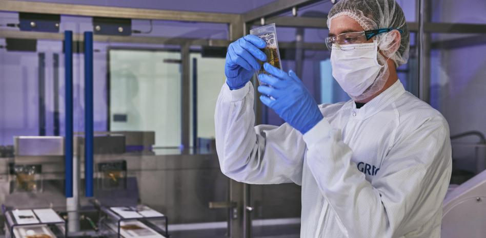 Grifols se hunde en bolsa acusada de falsear las cuentas por un fondo buitre