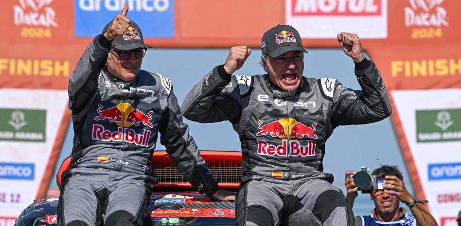 Carlos Sainz conquista su cuarto Dakar a los 61 años