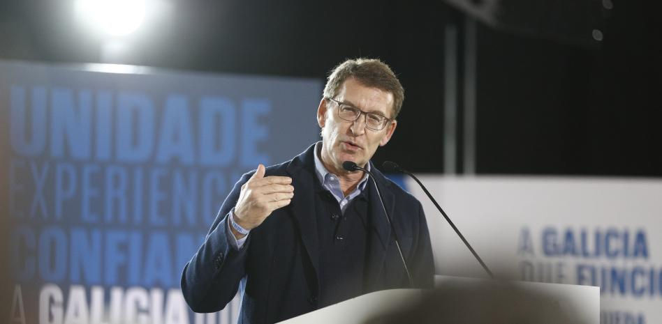 La vía de los indultos que exploró el PP altera el guion de la campaña gallega más extraña