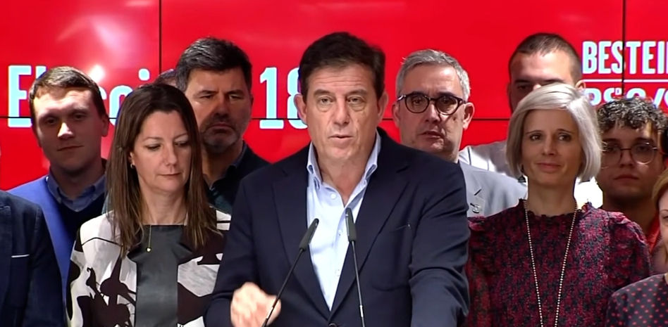 Sánchez ve frustrada su aspiración de asestar un golpe definitivo a Feijóo en su bastión gallego