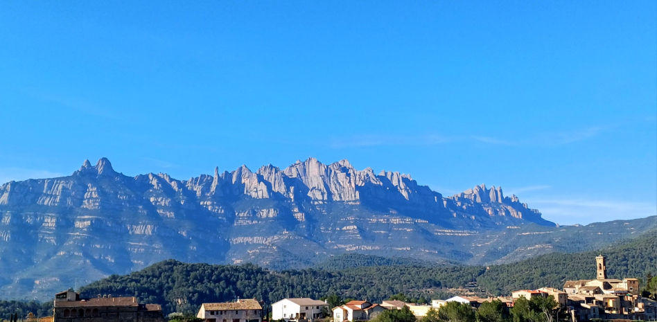 El Vilar, del meandro del Llobregat a Montserrat