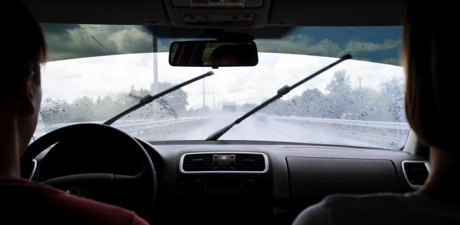 Esto es lo que hay que hacer cuando los limpiaparabrisas hacen ruido