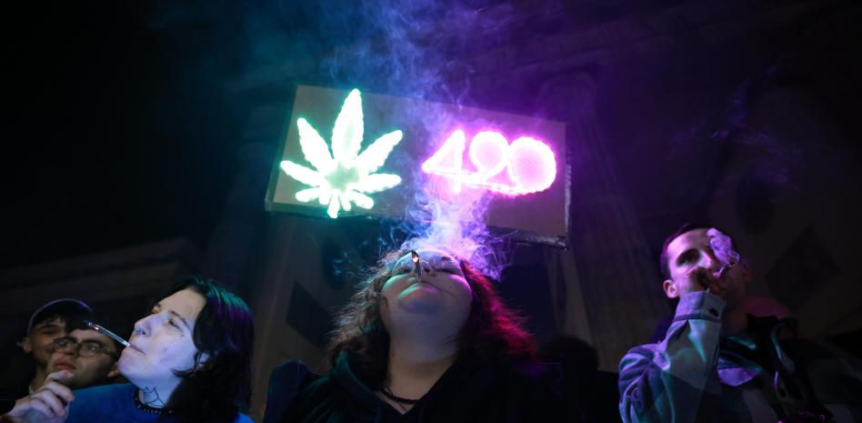 Cultivar y tener marihuana para consumo recreativo es legal desde este lunes en Alemania