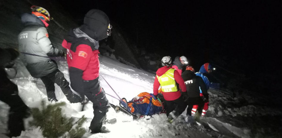 A rastras en busca de cobijo a 2.300 metros